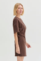 Mini-robe froncée à manches coudes
