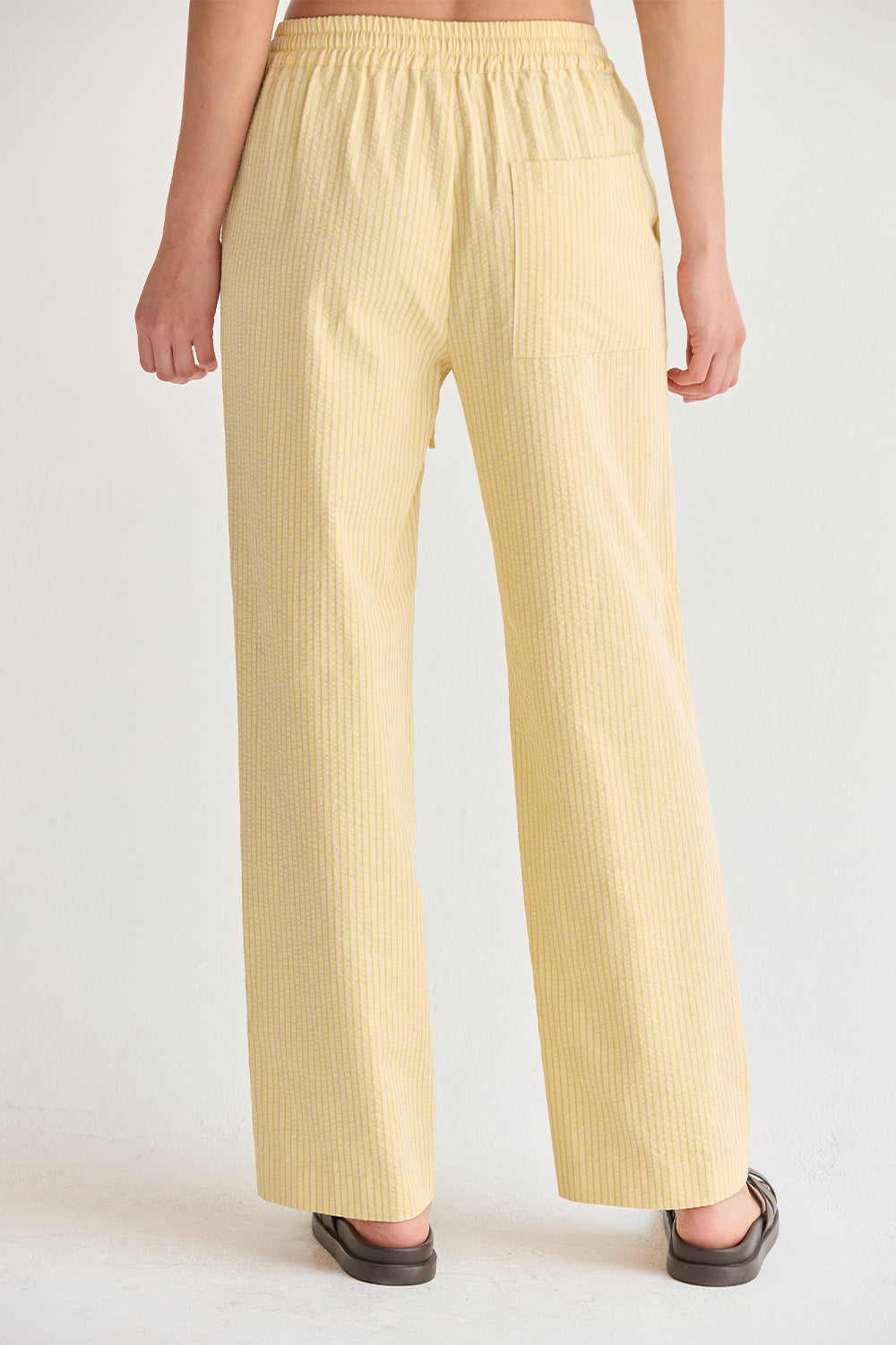 Pantalon décontracté à jambe droite et taille mi-haute en tissu texturé rayé avec cordon de serrage pour femme