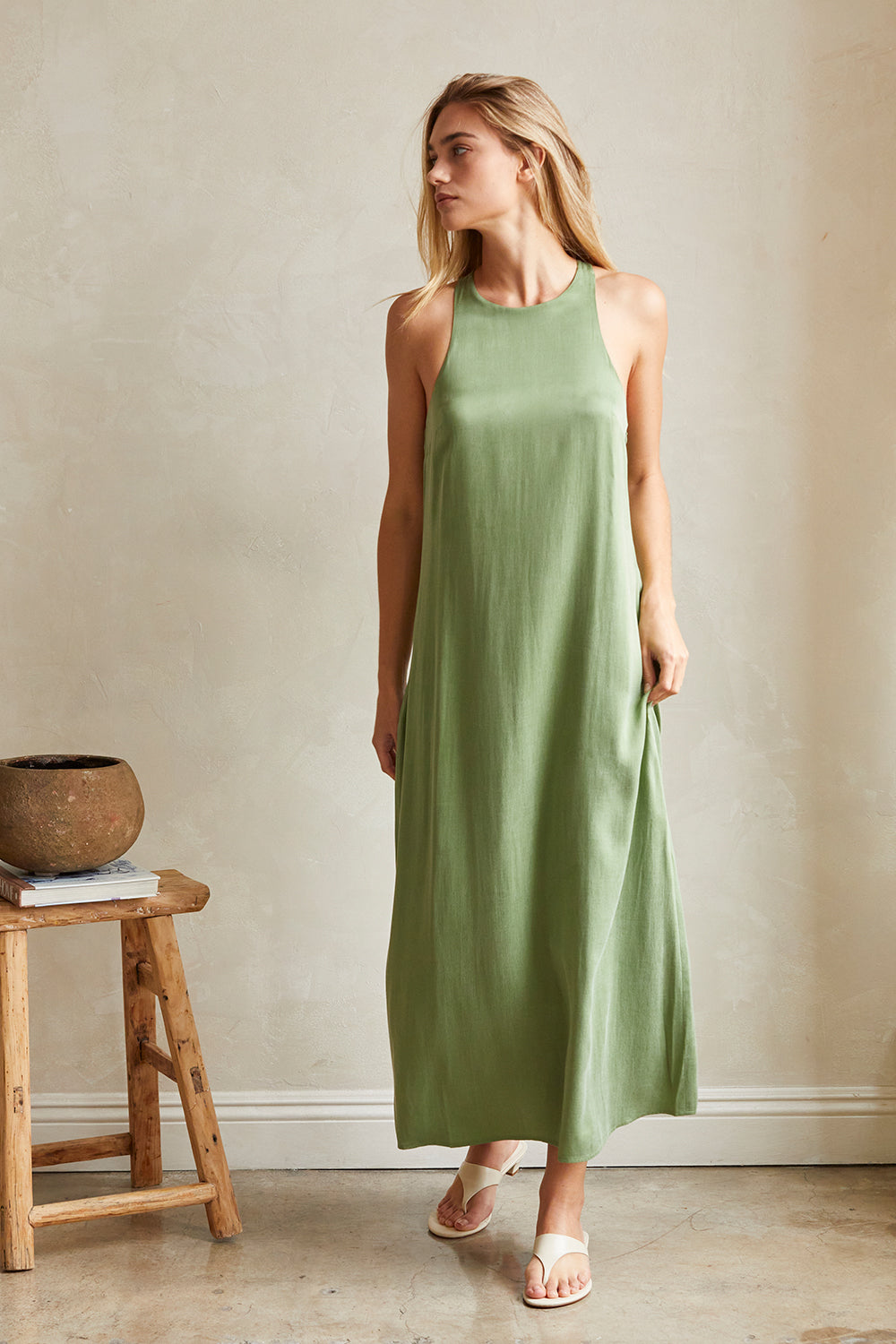 Robe nuisette en cupro à torsade au dos