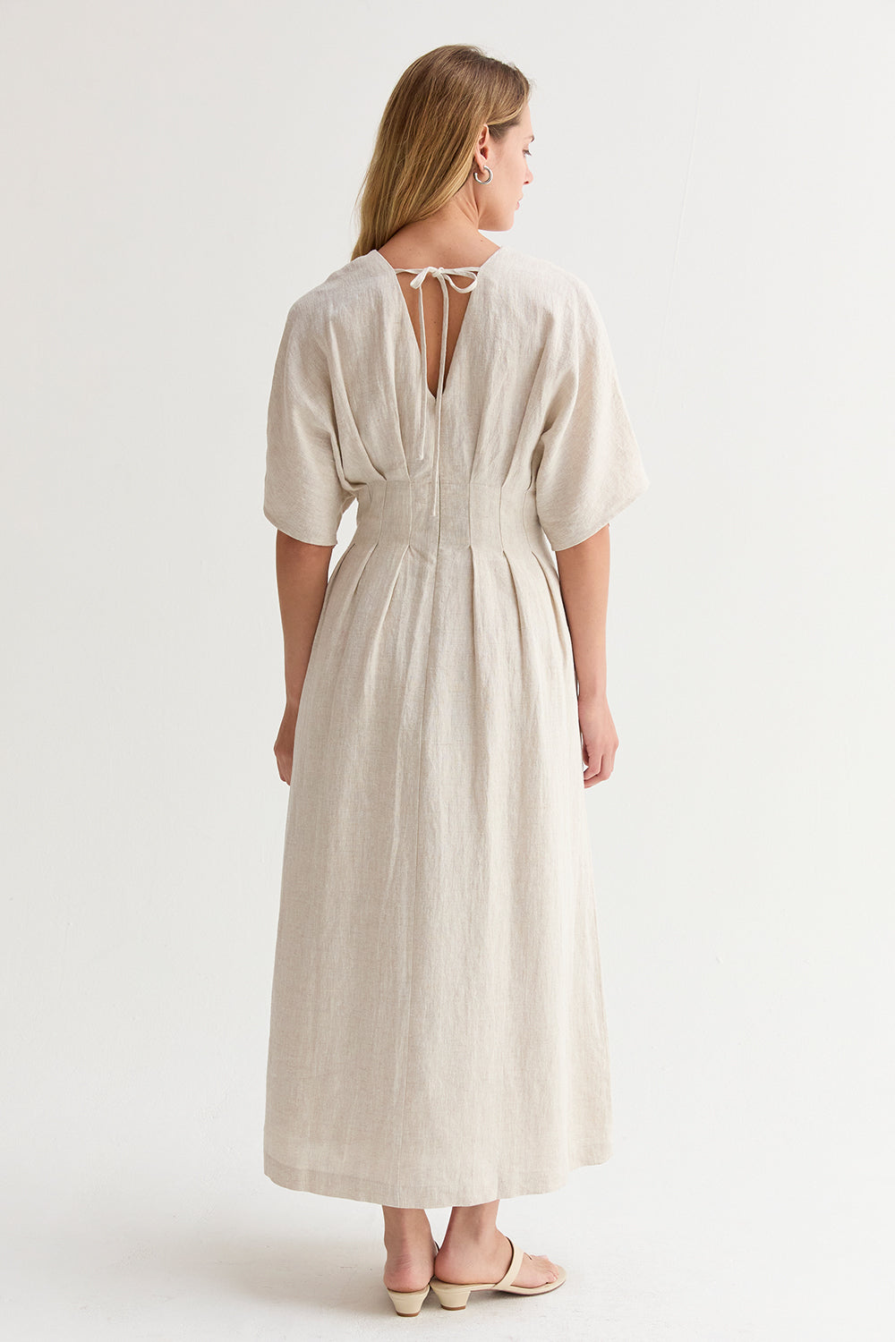 Robe Midi en Lin Plissé à Col V et Manches Dolman