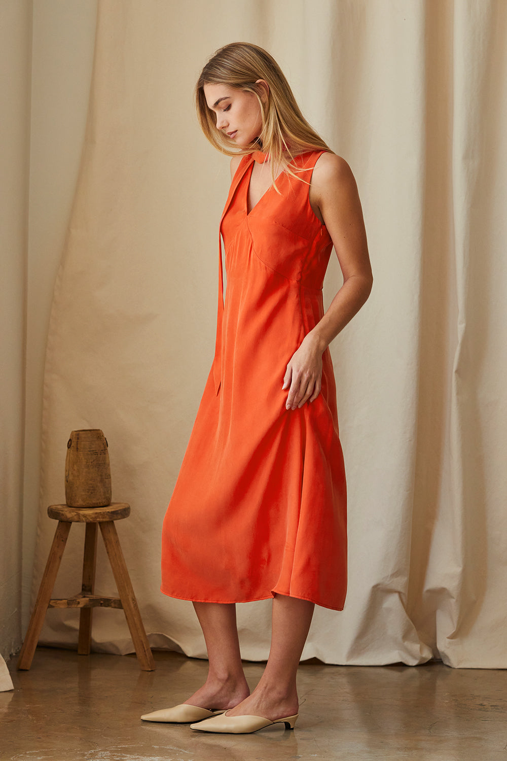 Robe midi en cupro avec foulard