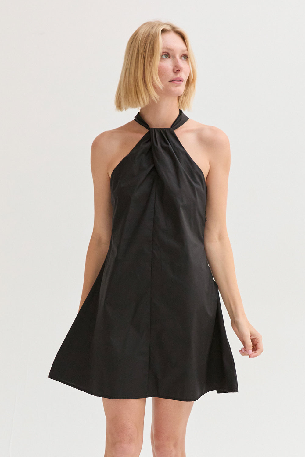 Mini-robe évasée en popeline, à nouer derrière le cou