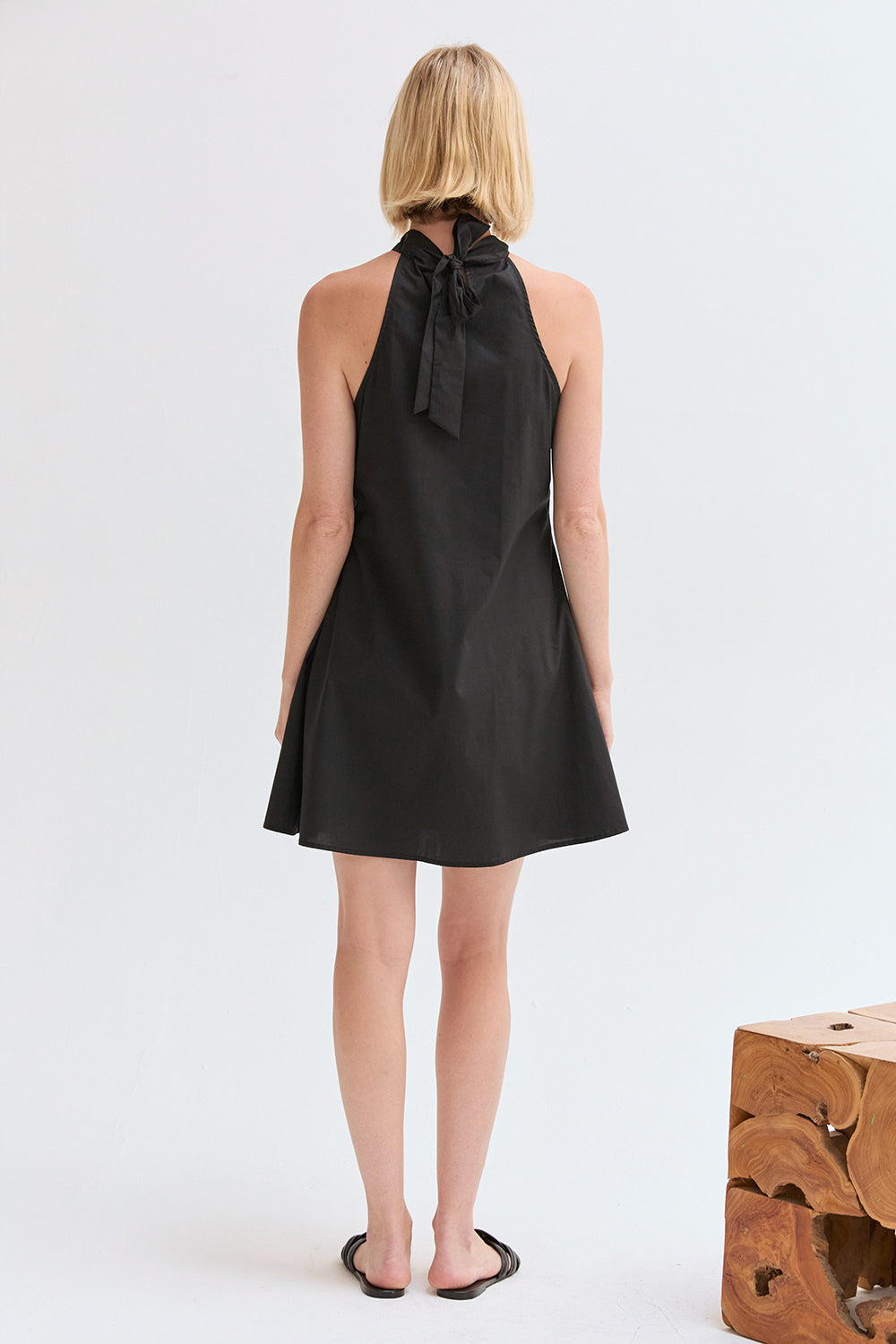 Mini-robe évasée en popeline, à nouer derrière le cou