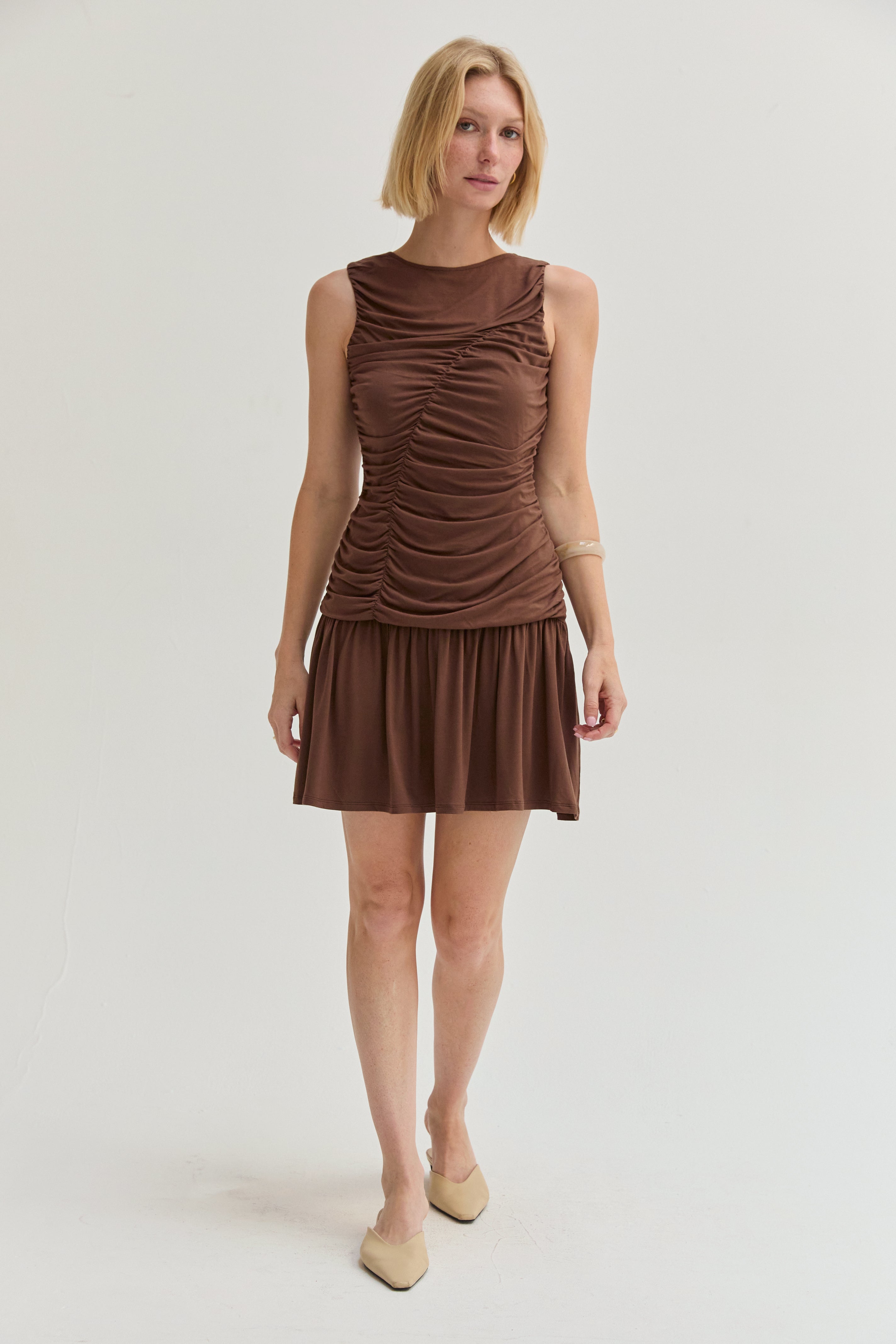 Mini-robe en maille froncée