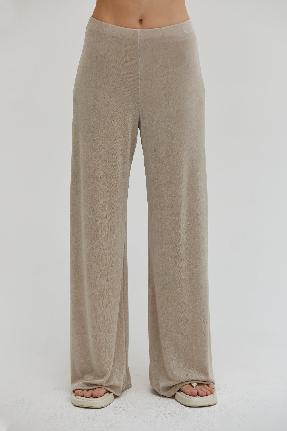 Pantalon ample en maille fluide à taille haute