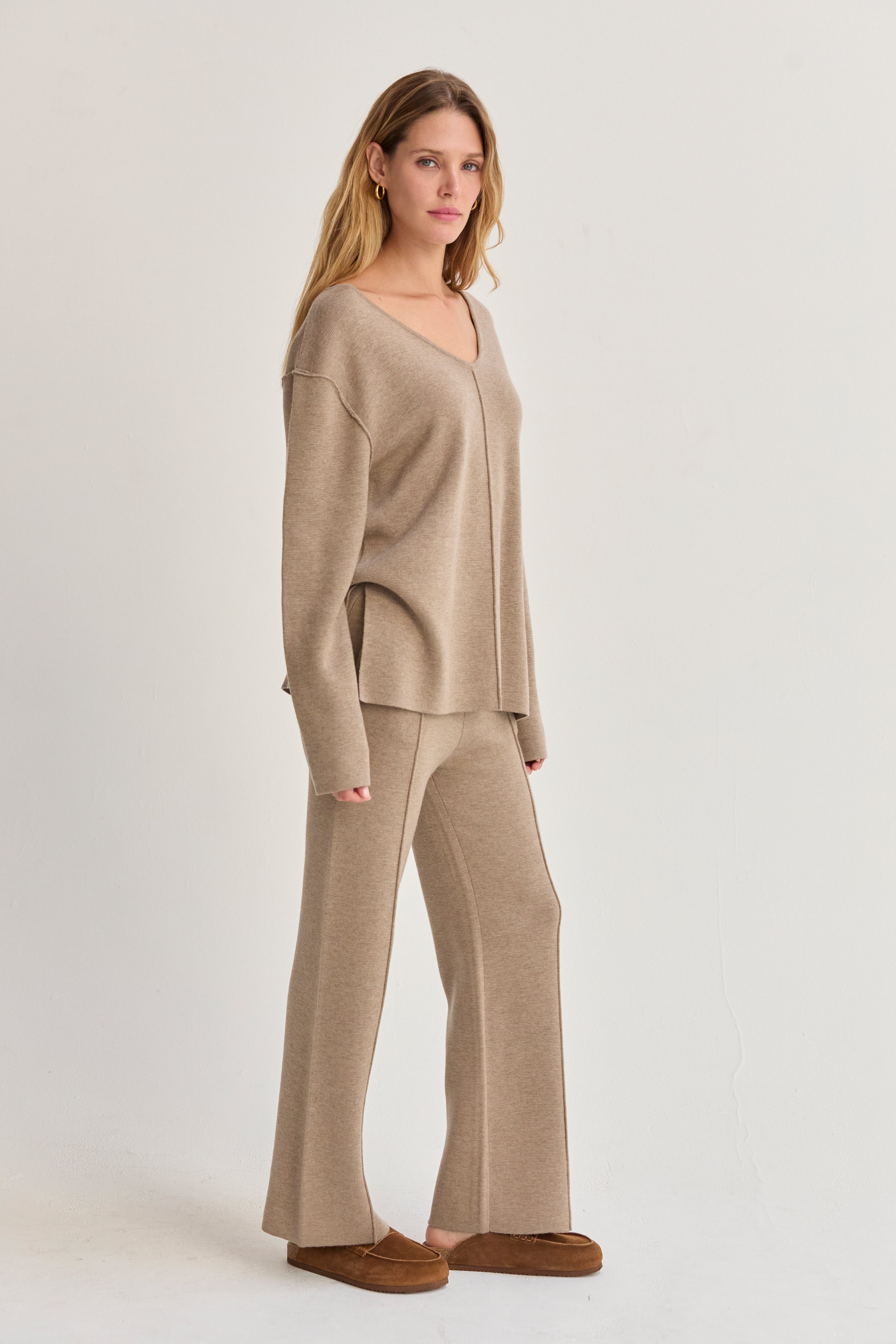 Pantalon large en tricot doux avec cordon de serrage à la taille