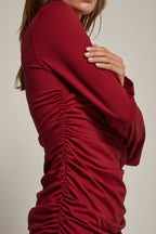 Mini-robe en maille froncée