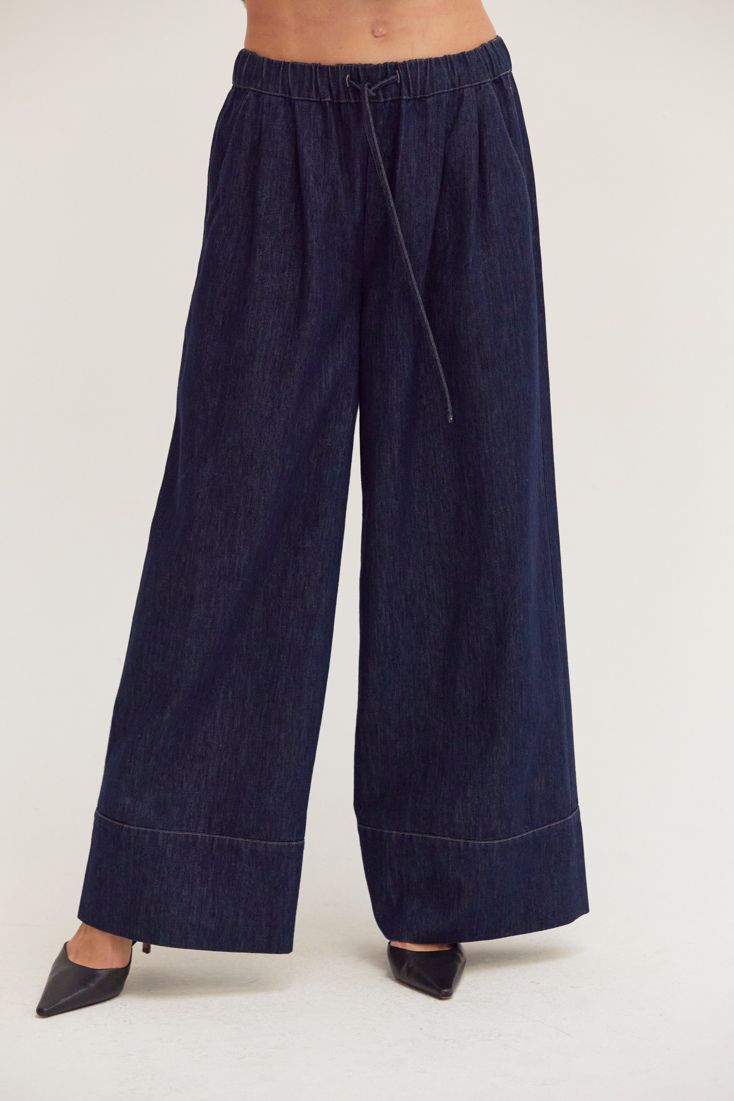 Pantalon en chambray large à cordon de serrage bleu taille haute avec revers