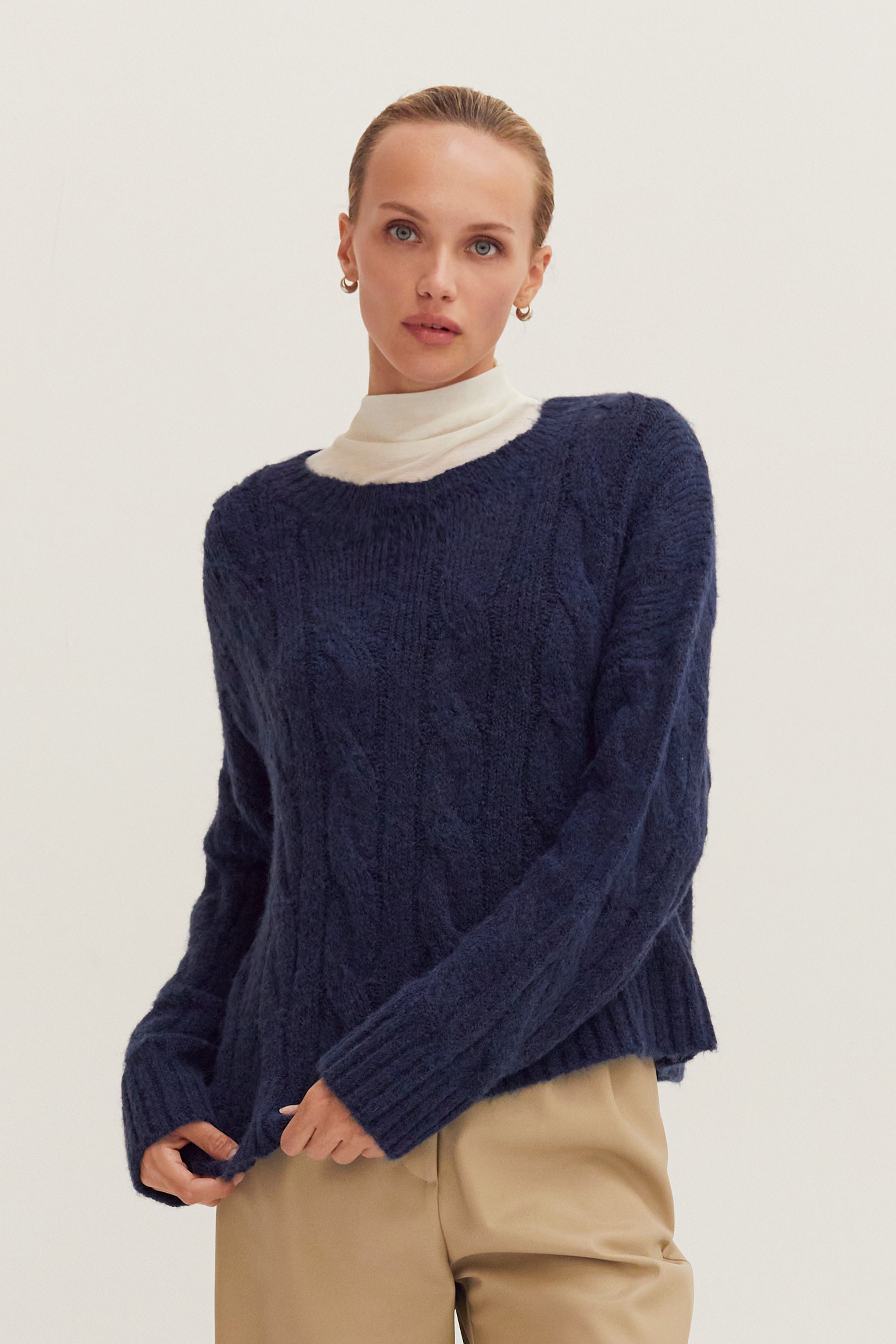 Pull en maille torsadée