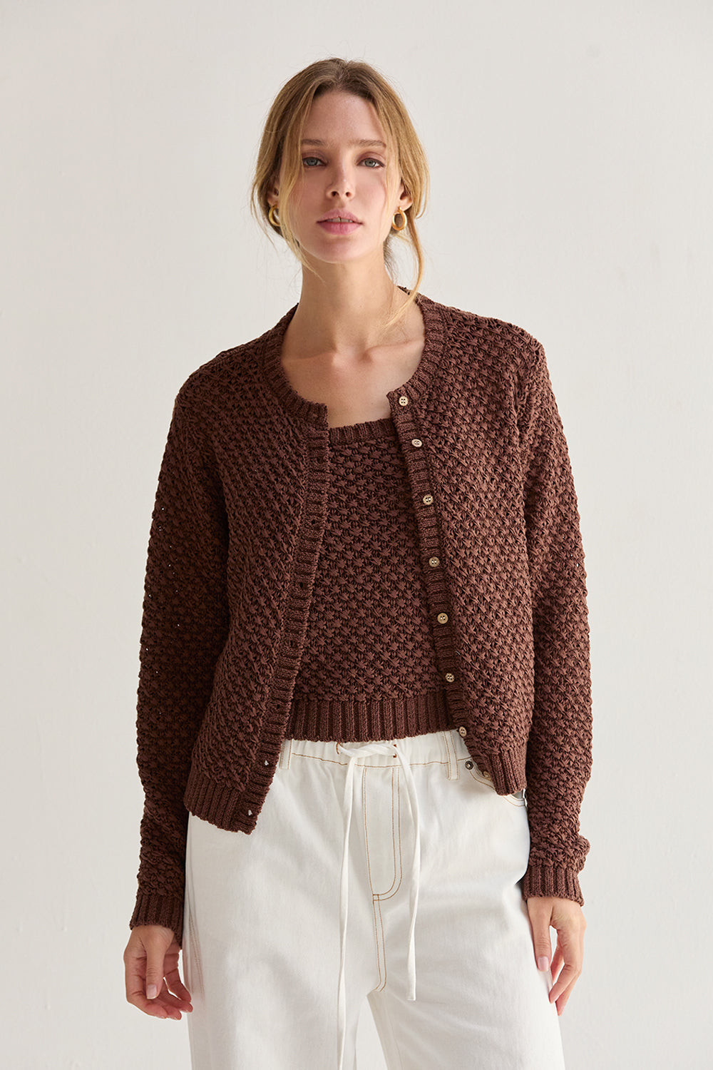 Ensemble gilet et débardeur en maille tressée